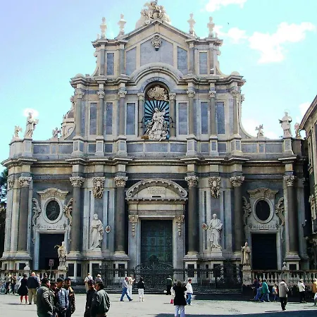 Spacious In Catania, Terrace & View شقة *