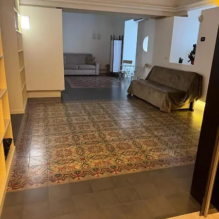 شقة Spacious In Catania, Terrace & View *